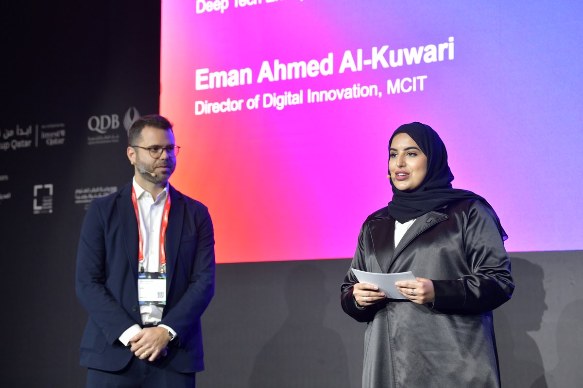 MWCHub's tweet image. Starting 4YFN with a bang! 💥

Pere Duran, @4yfn_mwc, @IlanaWisby, ISW Advisory and Eman Al Kuwari, @MCITQatar opened the show and set the scene for the next two days of exploring what&apos;s next! ✨

#MWC25