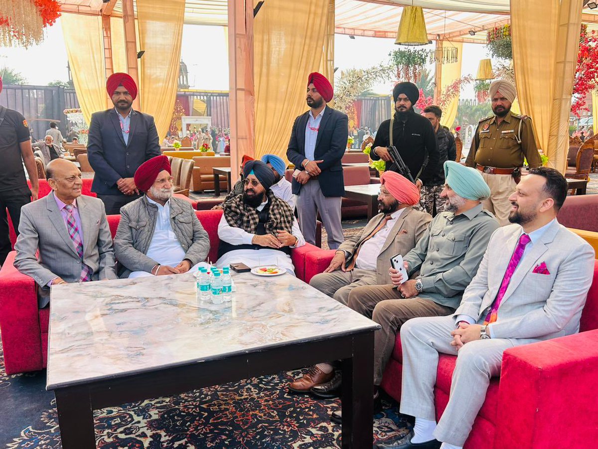 Partap_Sbajwa's tweet image. Attended the wedding of Akanksha, niece of Smt. @ArunaC_Official and Sh. Ashok Choudhary. Heartfelt congratulations to the entire family on this joyous occasion. Wishing Akanksha and Akshay a lifetime of love, joy and prosperity. Warm blessings to both, as they begin this new…