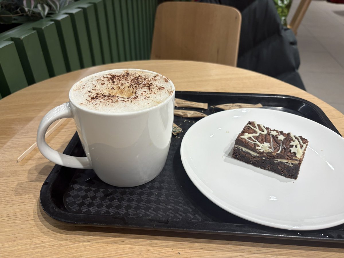 Billytheyid70's tweet photo. Bit of fuel for the afternoon #COYS #thfc #Coff ee https://t.co/nVR6jdALT2