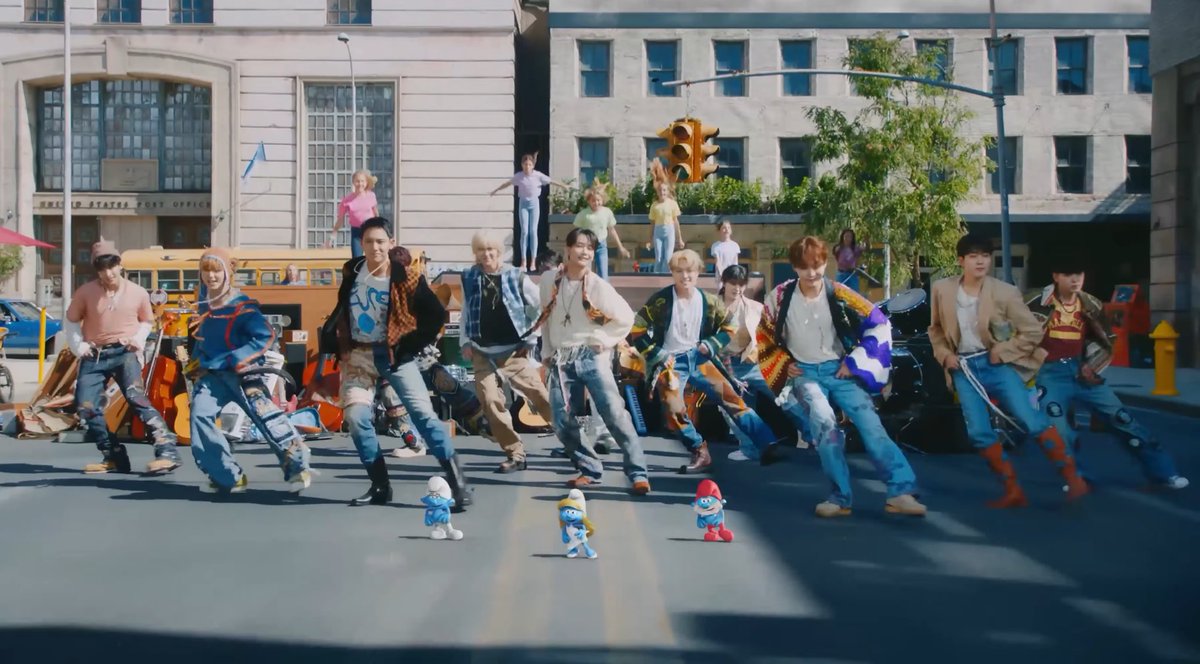 wonubliss's tweet image. seventeen x the smurfs