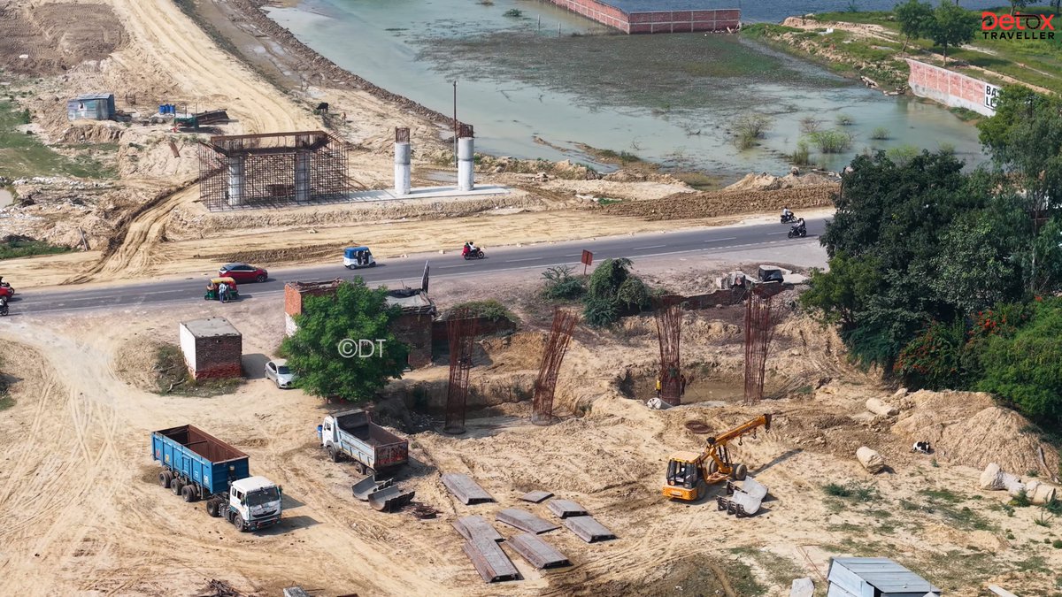 DetoxTravellerr's tweet image. #Kanpur Ring Road is a major #NHAI project designed to ease Kanpur’s increasing traffic load.
It’s a 93.2 km, 6-lane ring road being built in 5 packages.

Although the official deadline is 2027, I personally don’t think it will be ready by then due to the construction of 2 major…