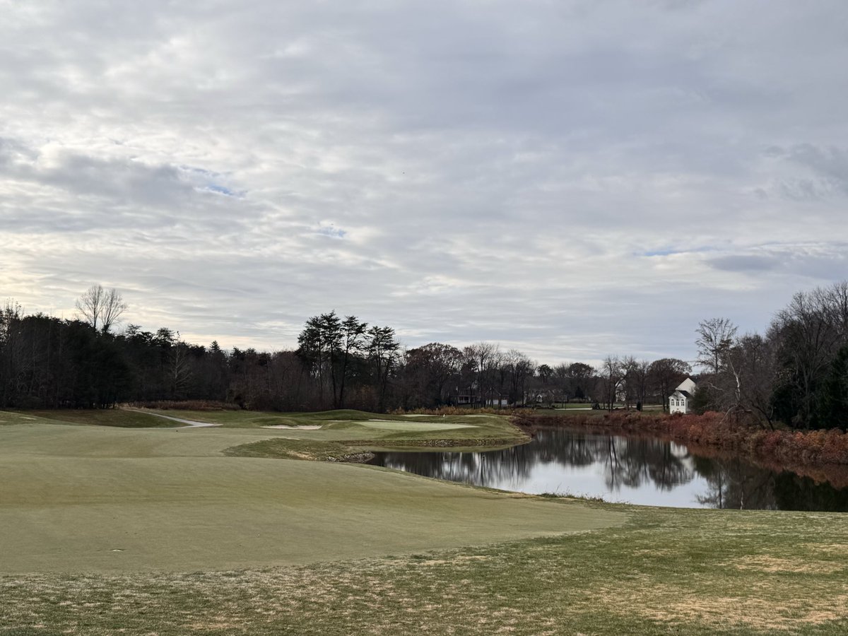 CompassTurfCare's tweet image. Tuesday- Both courses on time . Scatter cart rule . Practice area and driving range mats are open. Chance of showers this afternoon. Call pro shop for any updates on course condition.