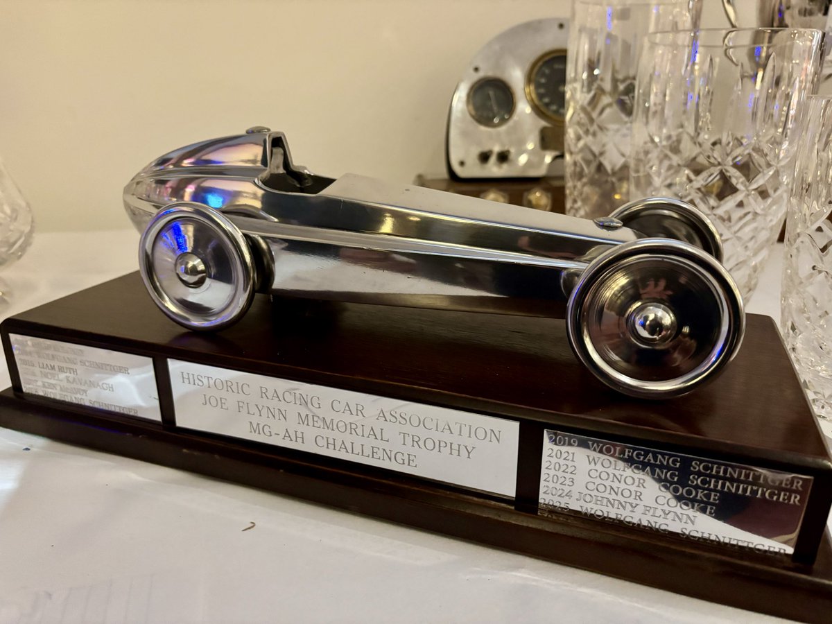 TopOfTheTower's tweet image. The beautiful Joe Flynn trophy that the HRCA award to the top MGB or Midget driver each year. Joe was a hugely successful Irish racer, almost always in MGs and even raced at Le Mans in the 50s. His son Johnny still races - in an MG!
