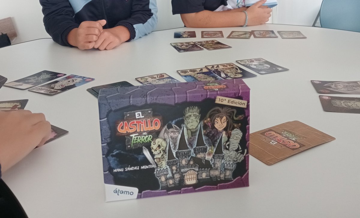 Esta tarde estaré en <a href="/dprovidenciator/">C Divina Providencia</a> con <a href="/cfievalladolid/">CFIE VALLADOLID</a>
🎲 "El Poder del Juego" (Experiencia de Calidad <a href="/educacyl/">Educación JCyL</a>)
😉 Oportunidad maravillosa para disfrutar del #ABJ y sus posibilidades #DUA y el #Feedback inmediato.
#claustrovirtual