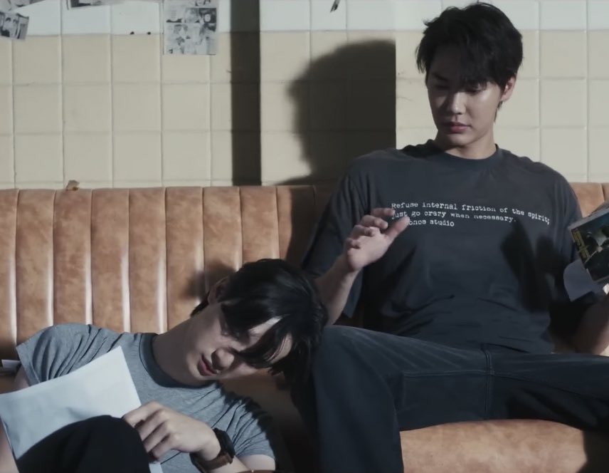 teevithe's tweet image. - GIVEAWAY MR.KILL SERIES -

⊂⑅⊃ saldo spay 50k for 2 winners
🥕 dewtee enjoyers only
🥕 RT &amp;amp; like this tweet
🥕 reply scene fav kalian dari trailer series dewtee

— end besok 15.00 WIB 

🕰 pengumuman 27 Nov 19.00 

#GMMTV2026 
#dewtee #ดิวธี 
#MrKillSeries