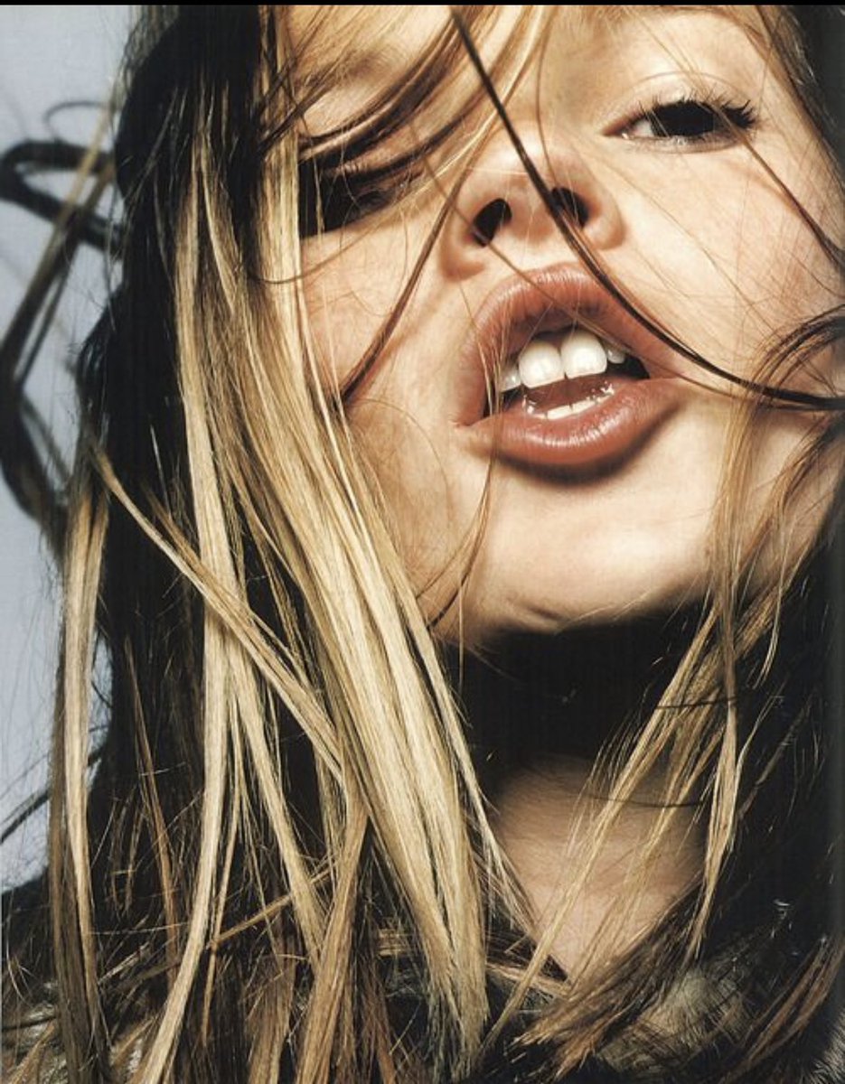 rollingArt43's tweet image. ■

Kate Moss

Vogue Paris  
1996

© David Sims

#KateMoss #Supermodel #RockIcon #ItGirl