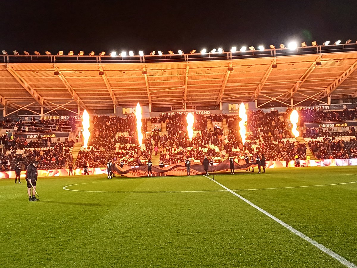 Oh, how I love an evening kick off #hcafc