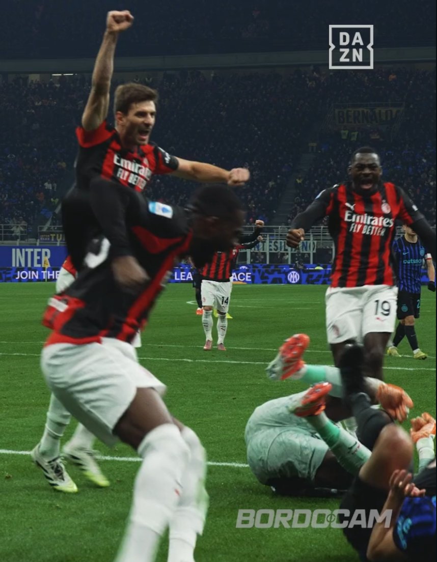 matthtemporary's tweet photo. È più bella la bordocam del derby stesso https://t.co/xi8ZMPAr9f