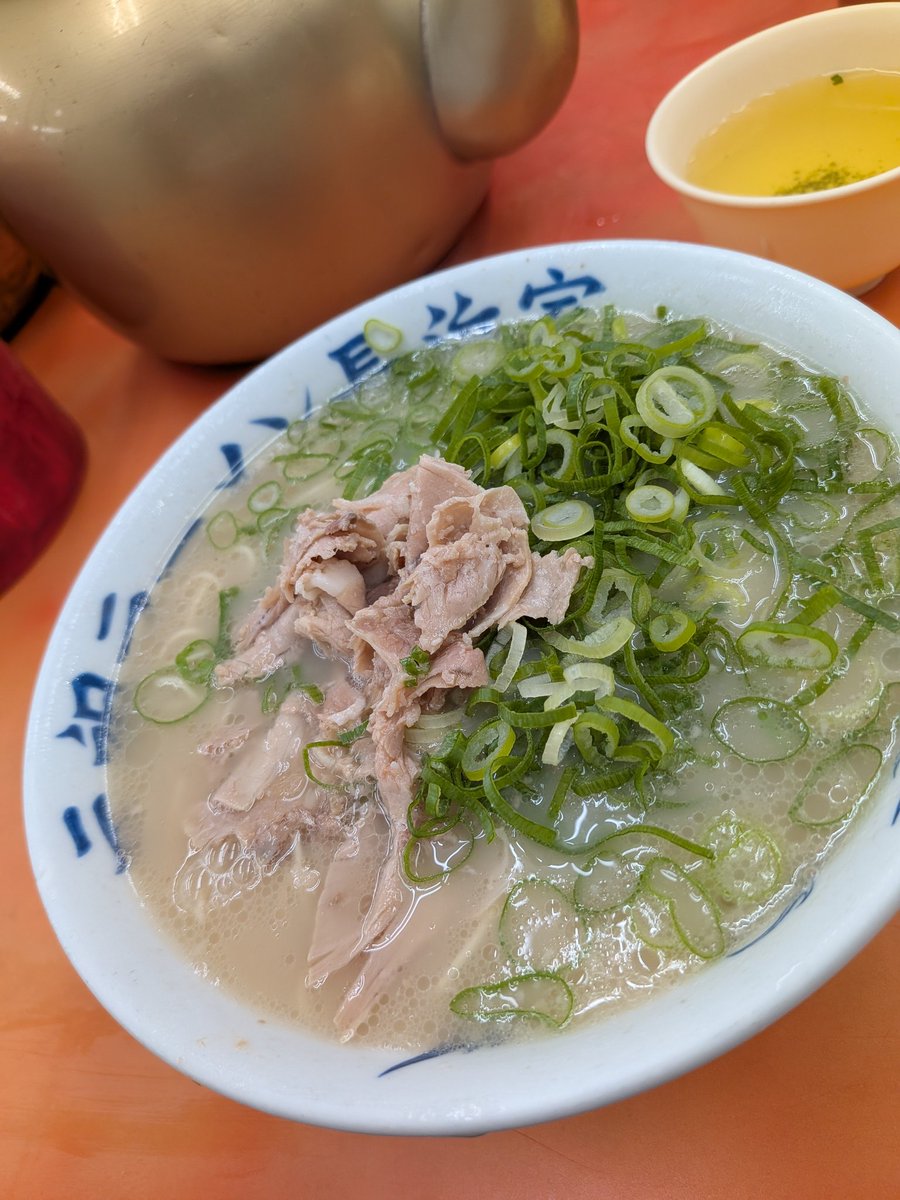 Marimo_bros's tweet photo. 仕事終わりのラーメン https://t.co/WKJX1X5NzE
