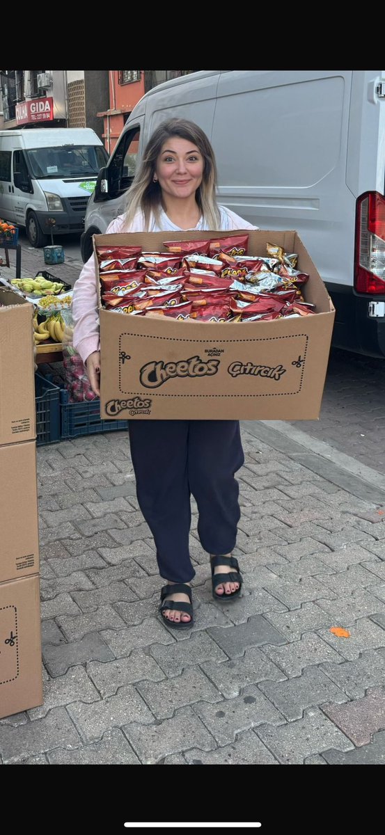 ismin her geçtiğinde yine düşüyorum sana..