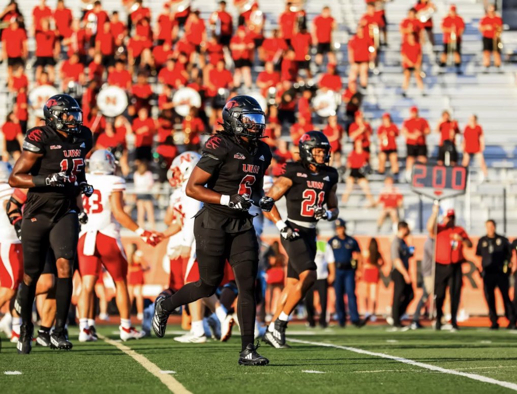 After an great conversation with <a href="/Coach_GSanders/">George Sanders</a> I’m blessed to receive my 4th d1 offer from UIW!!🙏🏾 <a href="/UIWFootball/">UIW Football</a> <a href="/KevinPuckettJr/">Kevin Puckett Jr</a> <a href="/Coach_RAD_/">Coach Conrad White</a> <a href="/CoachAustinFC/">Coach_Phil_Austin</a> <a href="/CoachCrooksFC/">Brian Crooks</a> <a href="/FullColl_FB/">𝐅𝐮𝐥𝐥𝐞𝐫𝐭𝐨𝐧 𝐂𝐨𝐥𝐥𝐞𝐠𝐞 𝐅𝐨𝐨𝐭𝐛𝐚𝐥𝐥</a>