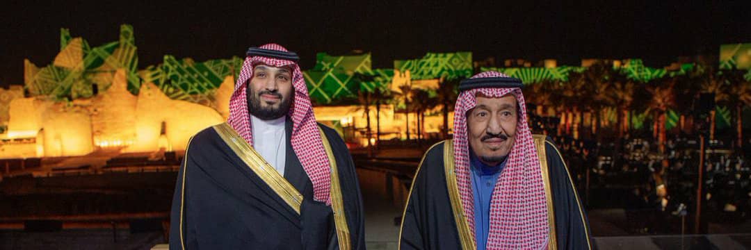 بمناسبة مبارة #الهلال_الشرطه
بختار عدة اشخاص يفوزون معي 
      هدية "300 " الف ريال 
         موعدنا بعد المبارة 
رتويت للتغريدة + لايك❤️ + تعليق بنقطه 👌 
#الهلال_الشرطه