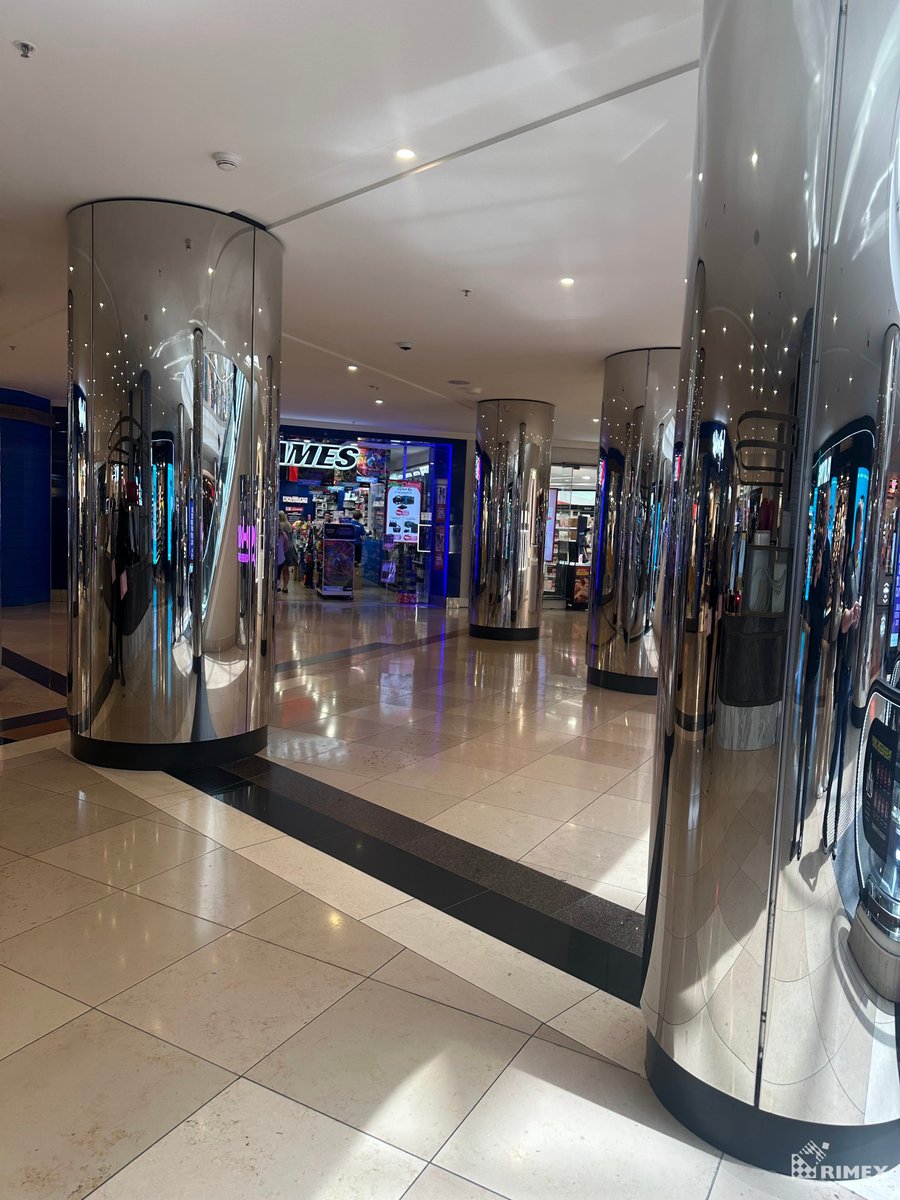 The Chadstone Shopping Centre in Melbourne has had its columns clad in Rimex Metals SuperMirror along with kiosk wall panels and ice cream machine surrounds.
rimexmetals.com/sectors/interi…