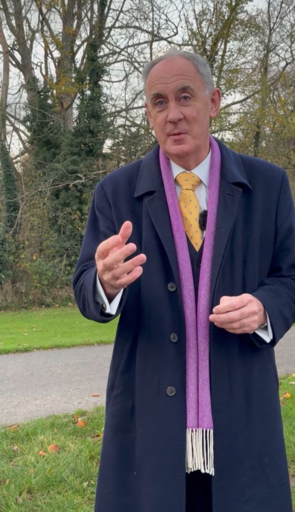 Location matters more than you think. In this episode of #TheEssenceOfHome, Matt shares what buyers often overlook—and why those details matter. Watch until the end for a subtle surprise. 🐾
🎥 Watch now → youtube.com/shorts/S0RkrMz… #MakeLifeSpecial #HomeBuyingTips #PropertyAdvice