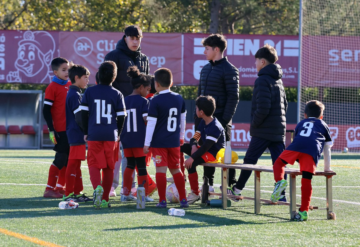 𝑬𝑲𝑰𝑷 𝑰 𝑬𝑺𝑬𝑴 𝑷𝑹𝑬𝑺𝑬𝑵𝑻𝑨…

🔴⚪️ 𝗘𝗟 𝗥𝗘𝗣𝗢𝗥𝗧𝗔𝗧𝗚𝗘 𝗗𝗘 𝗟𝗔 𝗦𝗘𝗧𝗠𝗔𝗡𝗔 

⚽️ S9C 🆚 Joanenc

📸 <a href="/jbielphoto/">Jordi Biel</a> 

Ja disponible al nostre Instagram!

#FutBaseCEM #LaHistòriaContinua🔴⚪️