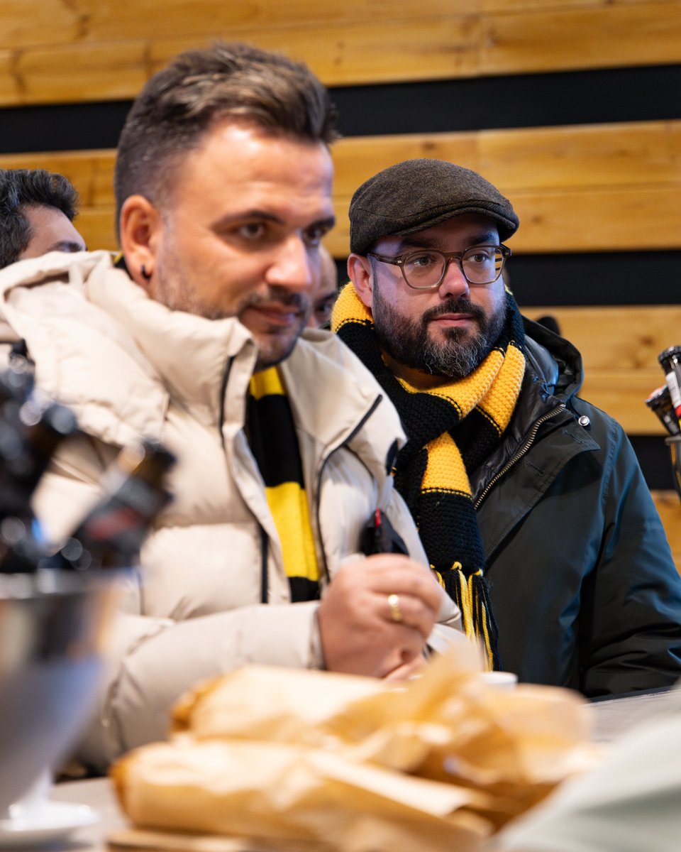 Cada rincón de Lasesarre tiene vida. El del bar, desde el domingo, también 🍻💛🖤