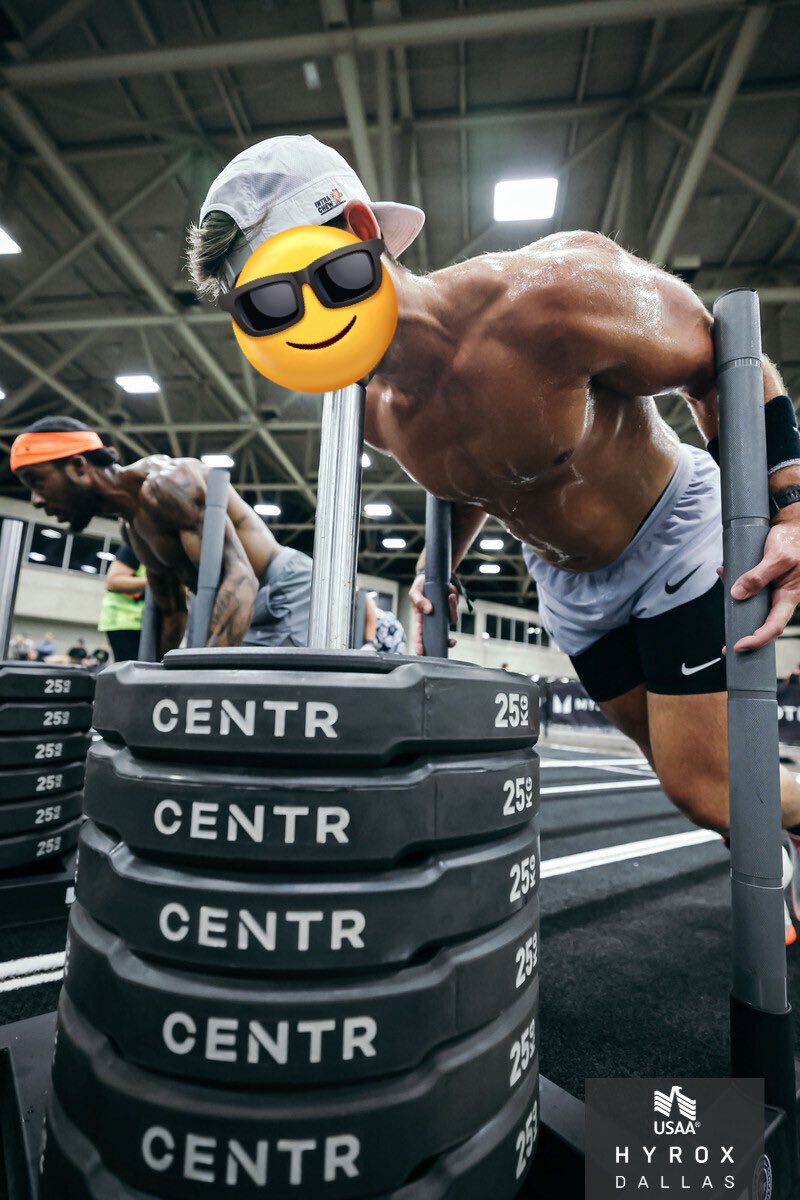 Riéme (m∩r∩thon ∩rc) tweet media