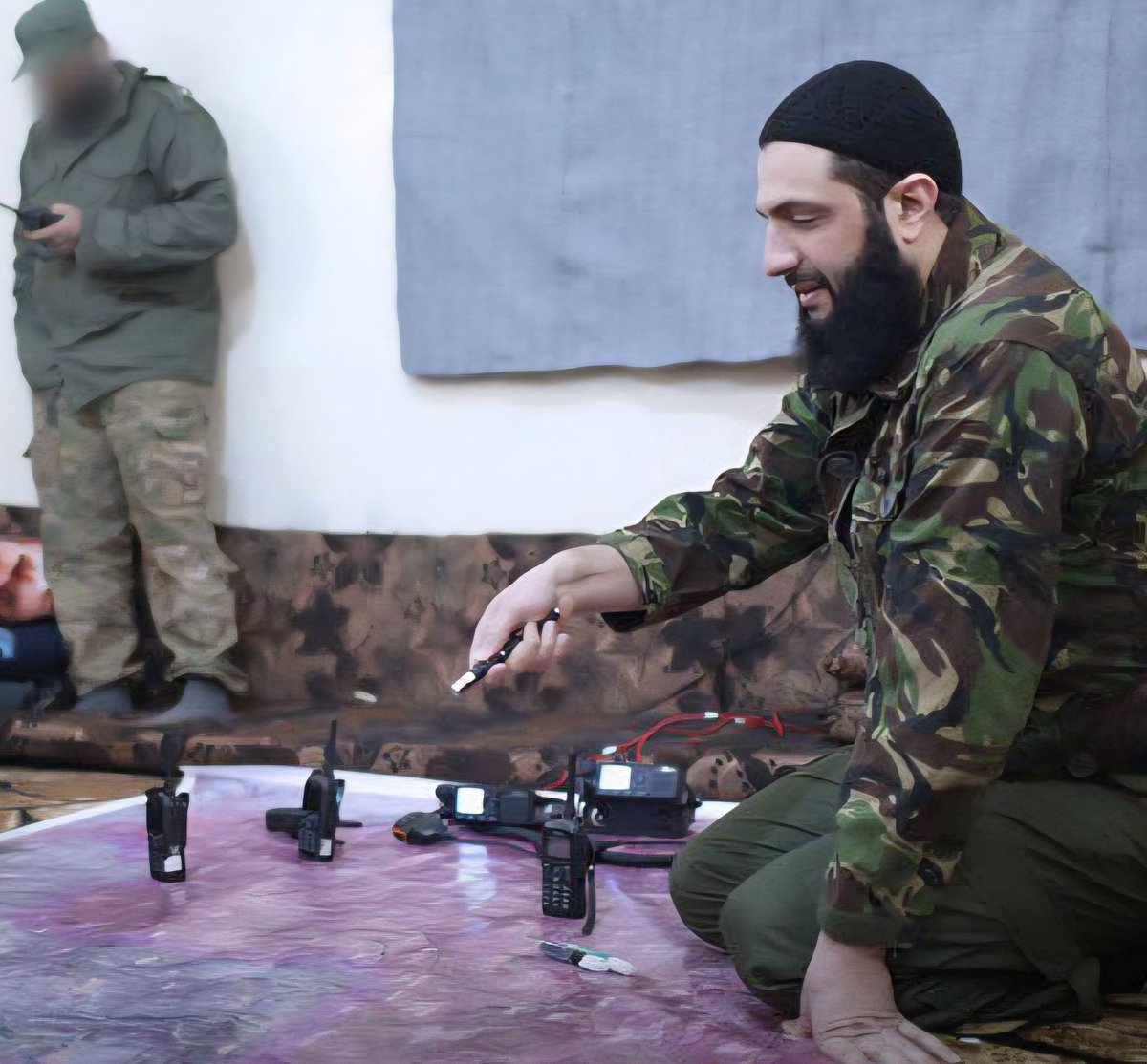 alsafi_husien's tweet image. عائلة الاسد
لم تتنازل عن الجولان خلال ٧٠ عام
ولم تتنازل عن لواء الاسكندرون
ولكن الان
🔺 جاء من هو مستعد ان يتنازل عنها 🔺