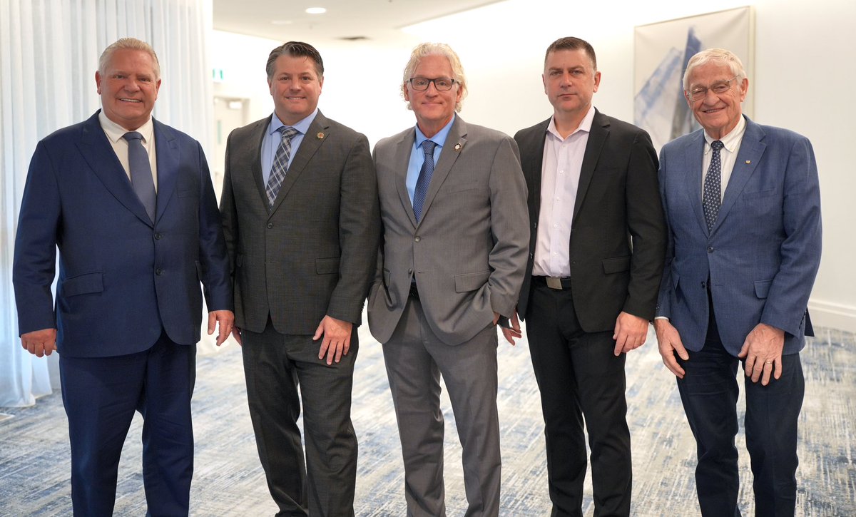 fordnation's tweet image. I had the chance to meet with some incredible first responders at the Ontario Professional Fire Fighters Association conference earlier today.

It’s always great to hear about how we can support our fire-fighting heroes as they protect our homes and communities.