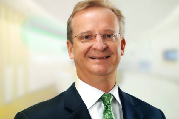 SuperiorZulu's tweet image. Mike Brown was Nedbank CEO at the time Nedbank looted R12bn from Transnet + R120m in transaction fees with Regiments Capital. He did this while earning R280k per day and a R53m bonus. No Media coverage because it is Private Sector Corruption.