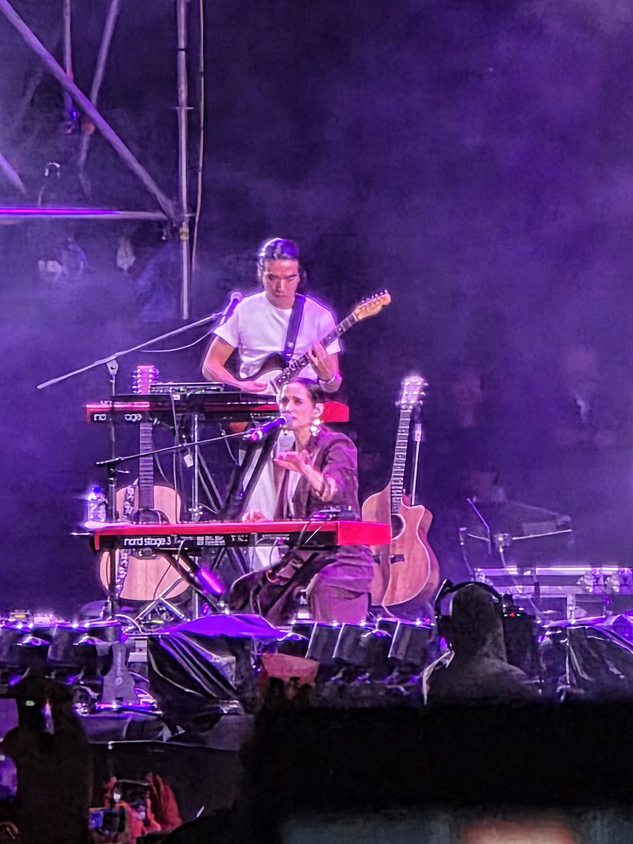 SINALTAC's tweet image. Con un atardecer espectacular #JulietaVenegas se presentó en el #TecateComuna ☀️