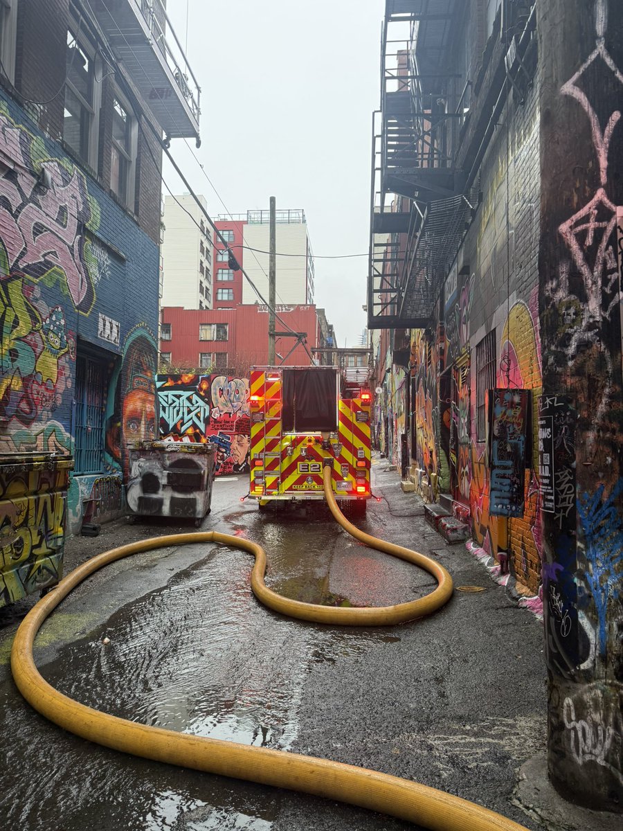 Vancouver Fire Rescue Services tweet media
