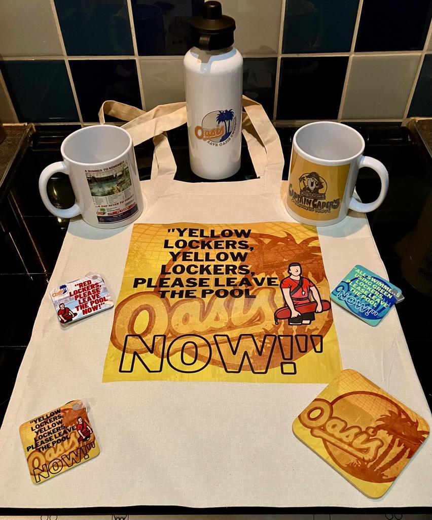 🎅🎄🎁Buy unique #Swindon Christmas Gifts. Check out our new Oasis 50 Merch range. All profits from sales go towards our celebration planned at the Oasis on the exact 50th birthday, 1st Jan 2026. The Oasis opened 1st Jan 1976. Store: tshirtstudio.com/marketplace/oa…