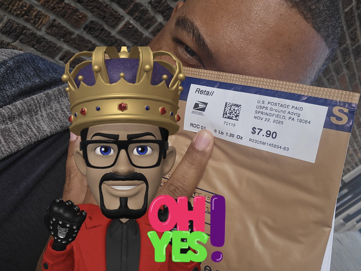 Look what one of my Facebook followers got me! I 🩷💚❤️ them! 

#AMCScreenUnseeN 

amcscreenunseen.com #atAMC <a href="/AMCTheatres/">AMC Theatres</a>