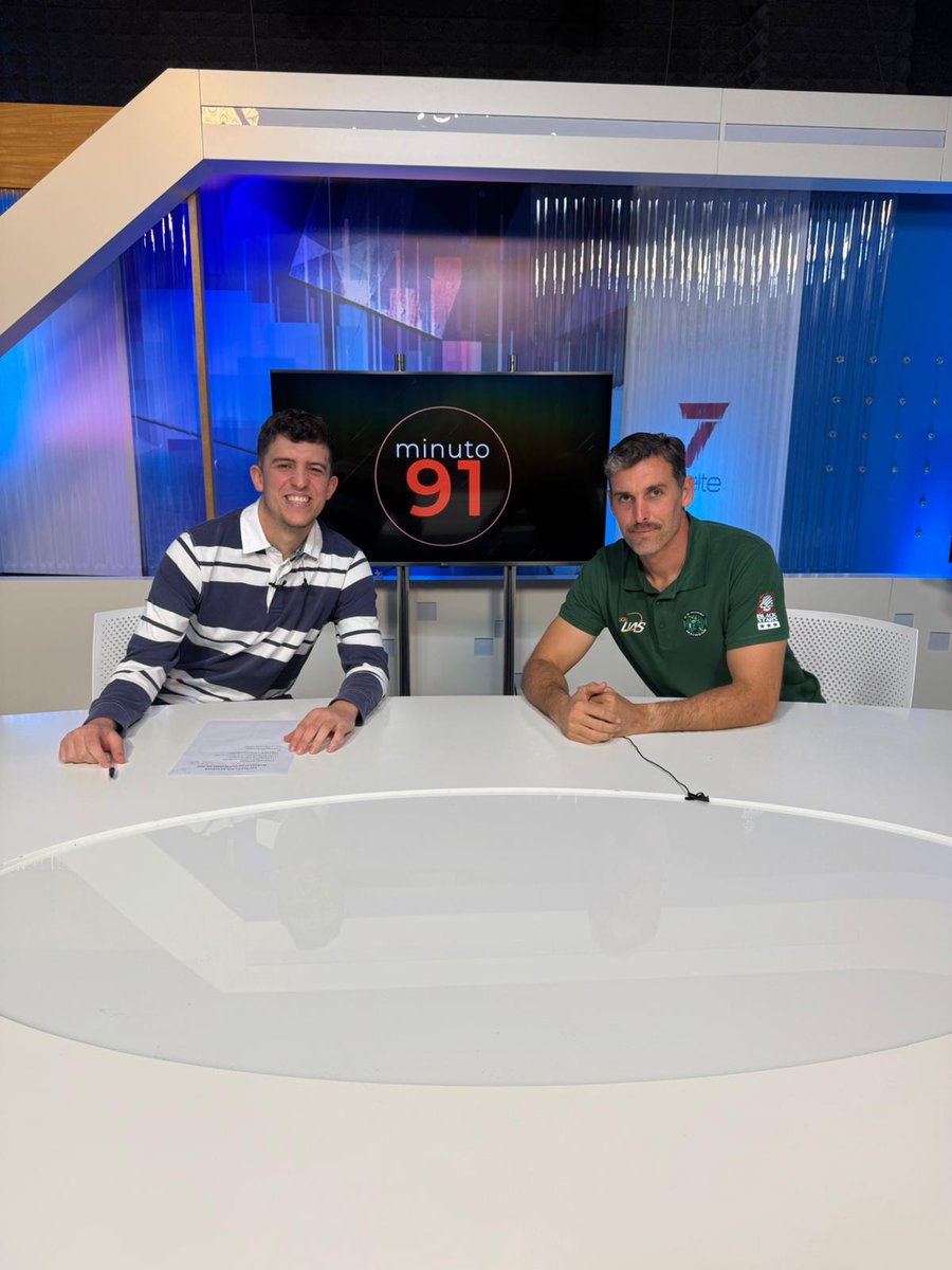7TVAljarafe's tweet photo. 🔴⚫️𝗠𝗜𝗡𝗨𝗧𝗢 𝟵𝟭 𝗔𝗟𝗝𝗔𝗥𝗔𝗙𝗘⚫️🔴

🏉 El @UASRugby de Mairena nos visita para charlar sobre el noble deporte del Rugby.

🏃 Los amigos de NoRush Running nos comentan todo sobre el evento de este domingo en Bormujos.

📅 Cada MARTES
⏰ 22:00 H
🎙️ @PedrogChia https://t.co/RsJHuEDYUo