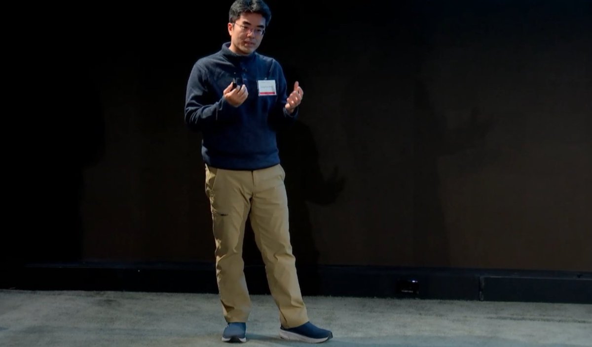 semicon_wiz's tweet image. Interesting talk by Dong Hyuk Woo from Samsung at IBM think lab November 2025. Spoke about the inefficiencies of HBM and CoWoS for AI applications, and the need to customize the memory and 3D stack.