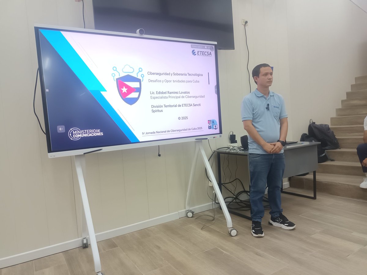 otcssp_mincom's tweet image. En el marco de la IV Jornada de Ciberseguridad, el Especialista Principal en Ciberseguridad de esta división, @edisbelramirez, imparte conferencia sobre Ciberseguridad y Soberanía tecnológica, desafíos y oportunidades para Cuba.
#CiberseguridadParaTodos
#SanctiSpíritusEnMarcha