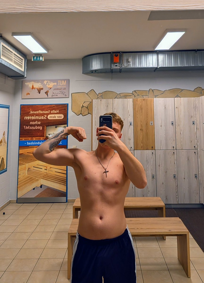 Gym fertig 💪🔥
Und mein Konto immer noch leer 😅💸
Was soll das? 🙃
Reden könnt ihr zahlen nicht.

Lauft erstmal meine Schritte nach, bevor ihr wieder big talk macht 👣😌

Also: Überweisen.
Oder weiter zuschauen 😏💰

#Master #YoungMaster #AlphaCalls #Alpha