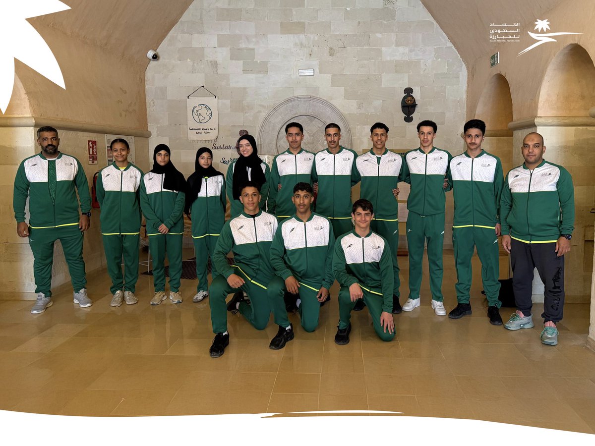 FencingKsa's tweet photo. هنـا تونس الخضراء 🇹🇳
مبارزين السيبر جاهزون للمنافسة 💪🏼🤺
#أخضر_المبارزة https://t.co/d7Zqckm30z