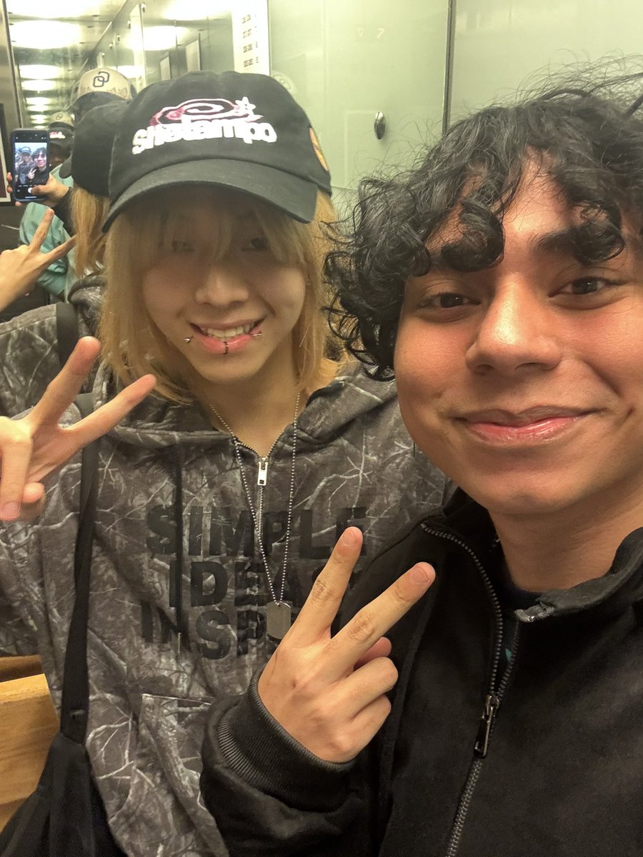 tacos_bs's tweet image. sitetampo me acaba de confundir con zhar