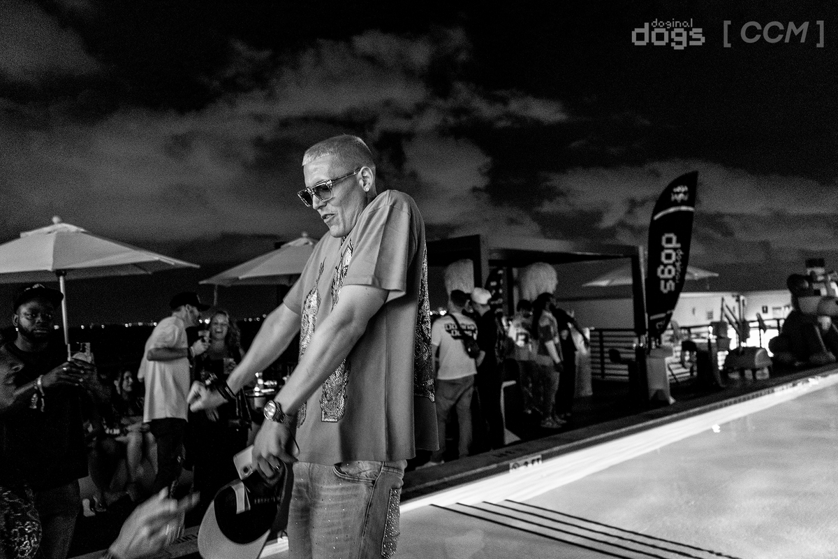 Celebrating state acquisitions of $BTC like a true OG <a href="/KingAnt/">Ant</a> 

Turning up at the DDMIAMI afterparty for <a href="/Futurist_conf/">Blockchain Futurist Conference</a> last month &amp; getting ready to run it back TURBO for Art Basel next week!