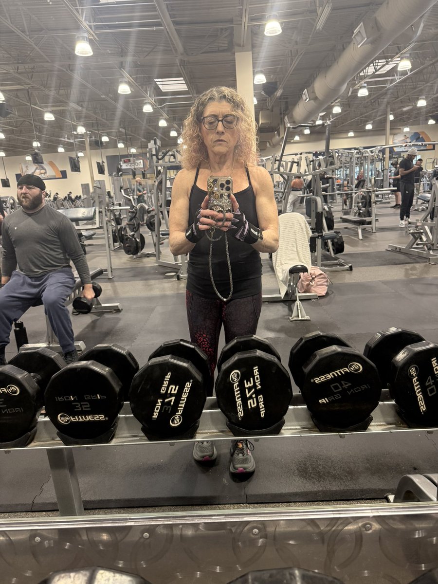 Shoulders and cardio!!