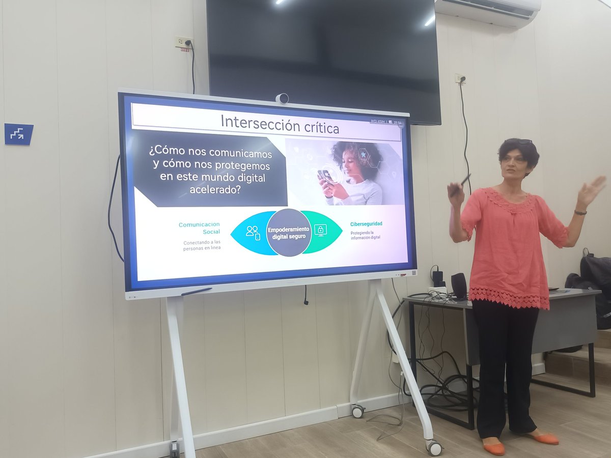 otcssp_mincom's tweet image. Comunicación Social y ciberseguridad en la transformación digital. Desafíos para la soberanía informativa en Cuba.
Ponente: Msc Mirelis Rodríguez, de la Dirección de Información y Comunicación Social
IV Jornada de Ciberseguridad 
#CiberseguridadParaTodos 
#SanctiSpíritusEnMarcha