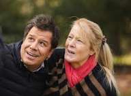 No todas son malas noticias, estos dos impresentables dejan sus bancas en pocos días. Ojalá no vuelvan nunca más.