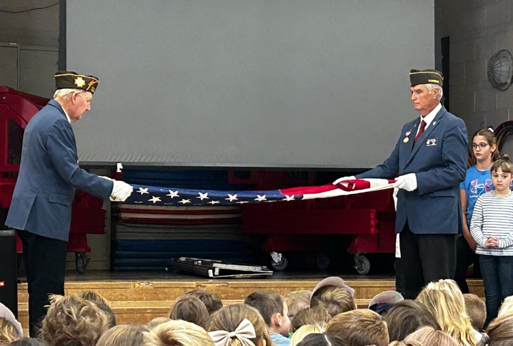 WilsonElem489's tweet photo. Honoring our Veterans with our annual assembly https://t.co/ysAbLE4ZXG