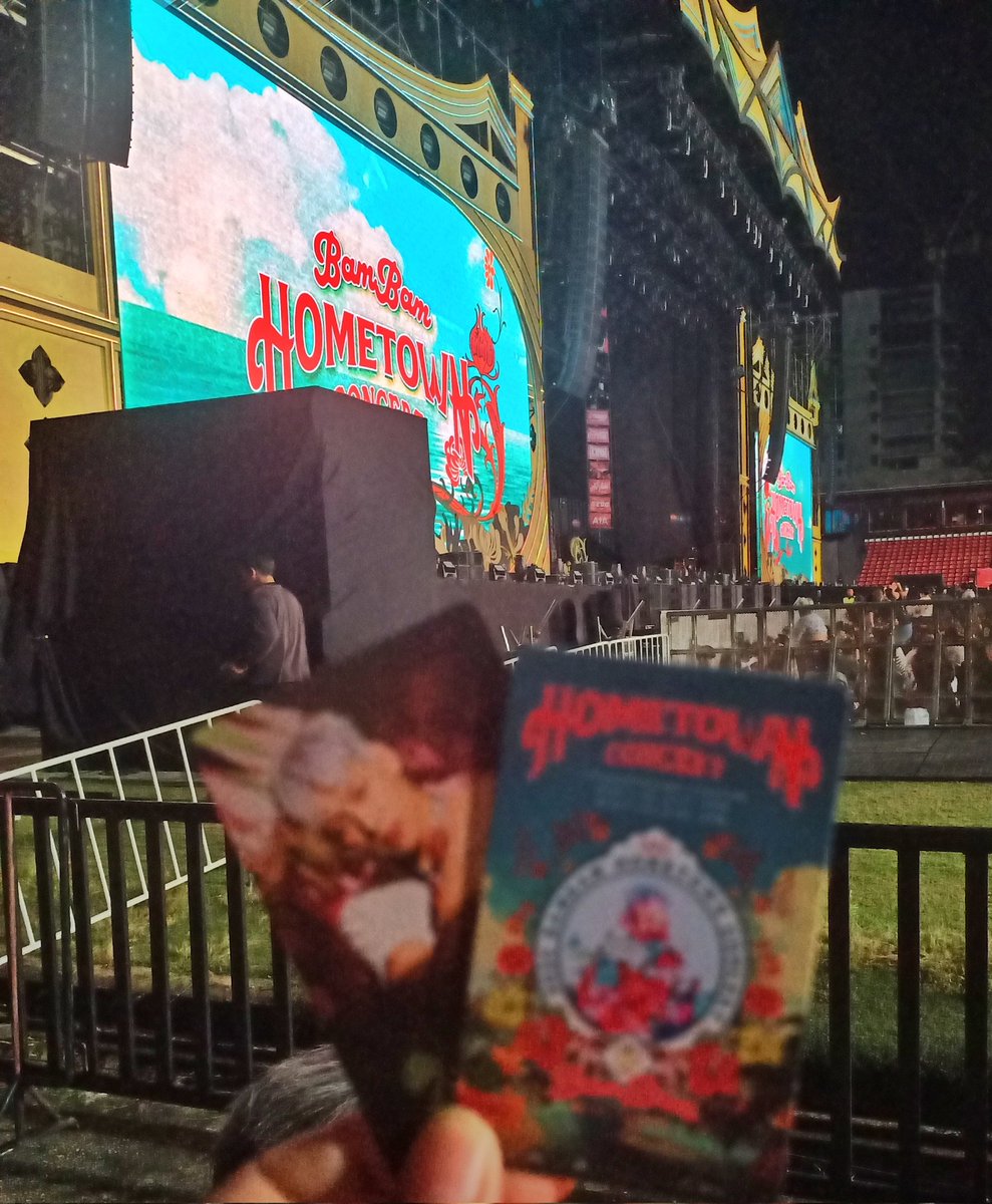 Samapharn9's tweet image. ให้ของขวัญวันเกิดตัวเองล่วงหน้า ไปเติมความสุข รอยยิ้ม และเสียงหัวเราะ ชาร์จพลังให้กับตัวเอง❤

#BamBam_Concert_HOMETOWN #BamBam @BamBam1A