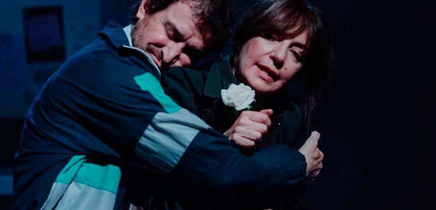 Hace unos días disfrutamos en el Teatre Rialto (<a href="/GVAivc/">Institut Valencià de Cultura - GVA</a>) de L'imperatiu categóric, de <a href="/szpunberg/">Victoria Szpunberg</a>. <a href="/osbrox/">Óscar Brox</a> la reseña en diarios.detour.es/escenas/limper…