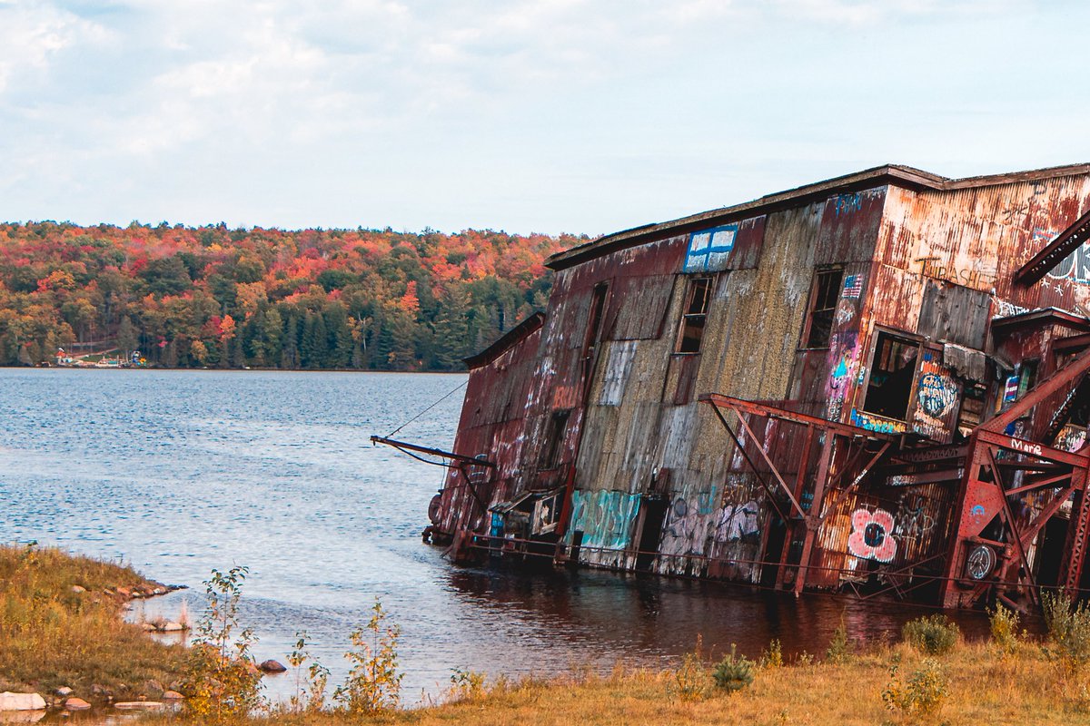 Where Ghosts Still Walk in the Daylight.

Mason, Michigan