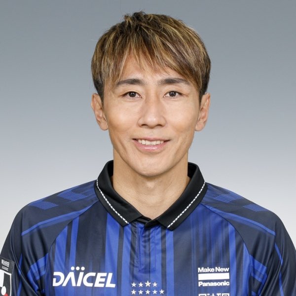 11/26 » ガンバ大阪所属 MF 10 倉田秋選手 37歳の誕生日です