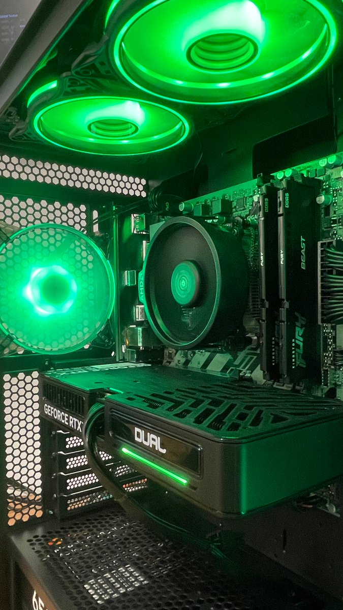 www_ginger6_com's tweet image. Lag kills gameplay.

This customer bought a Ryzen 7 8700F + RTX 5060 Ti build. 1TB Gen4 SSD. ARGB fans. Wireless-ready.

⚡ Build yours today with Ginger6: ginger6.com/g6-gta-v-1440p…

#CustomPC #GamingRig #Ginger6 #Ryzen7 #RTX5060Ti