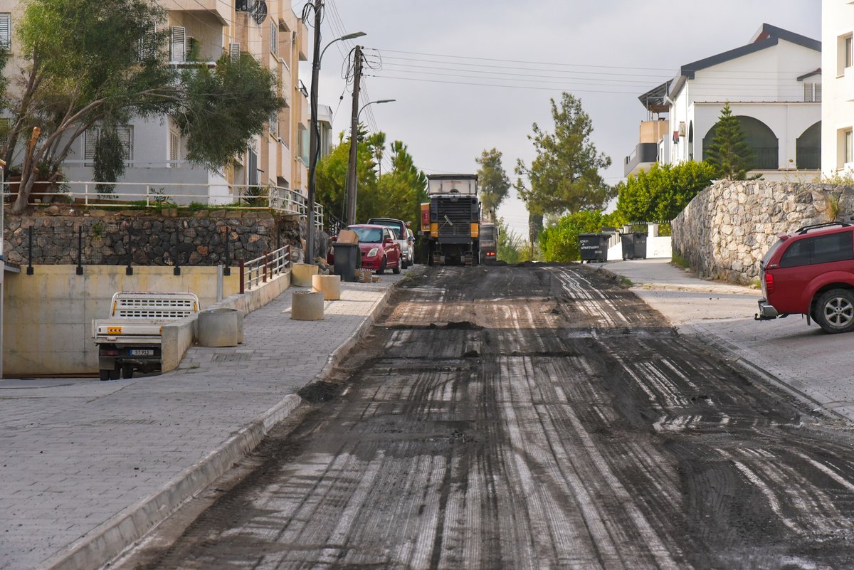 40 Milyon TL yatırım, 11.000 ton asfalt ✅

Kartal Sokak’ta asfalt öncesi hazırlık çalışmaları tamamlanıyor.