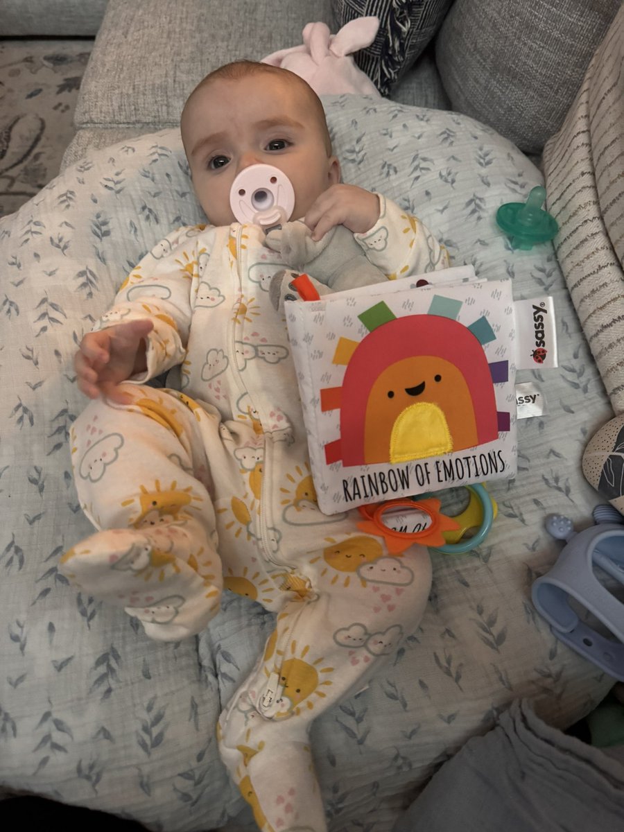 You know you have parents who are psychologists when you are learning emotions before you can speak or even sit up, and you are out here prepping your toddler TED Talk on emotional regulation 🤣. #emotions #psychologistintraining 

<a href="/ALVazquezPhD/">Alejandro L. Vázquez, PhD</a>