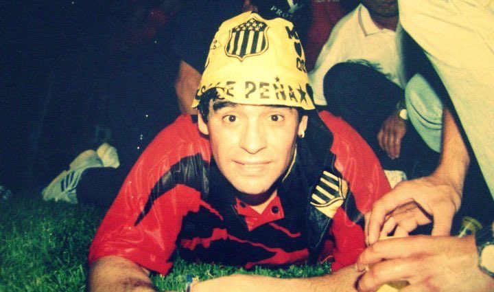 Diego eterno ♾️ 

Un Manya como nosotros.
#Maradona. 

#DiegoEterno