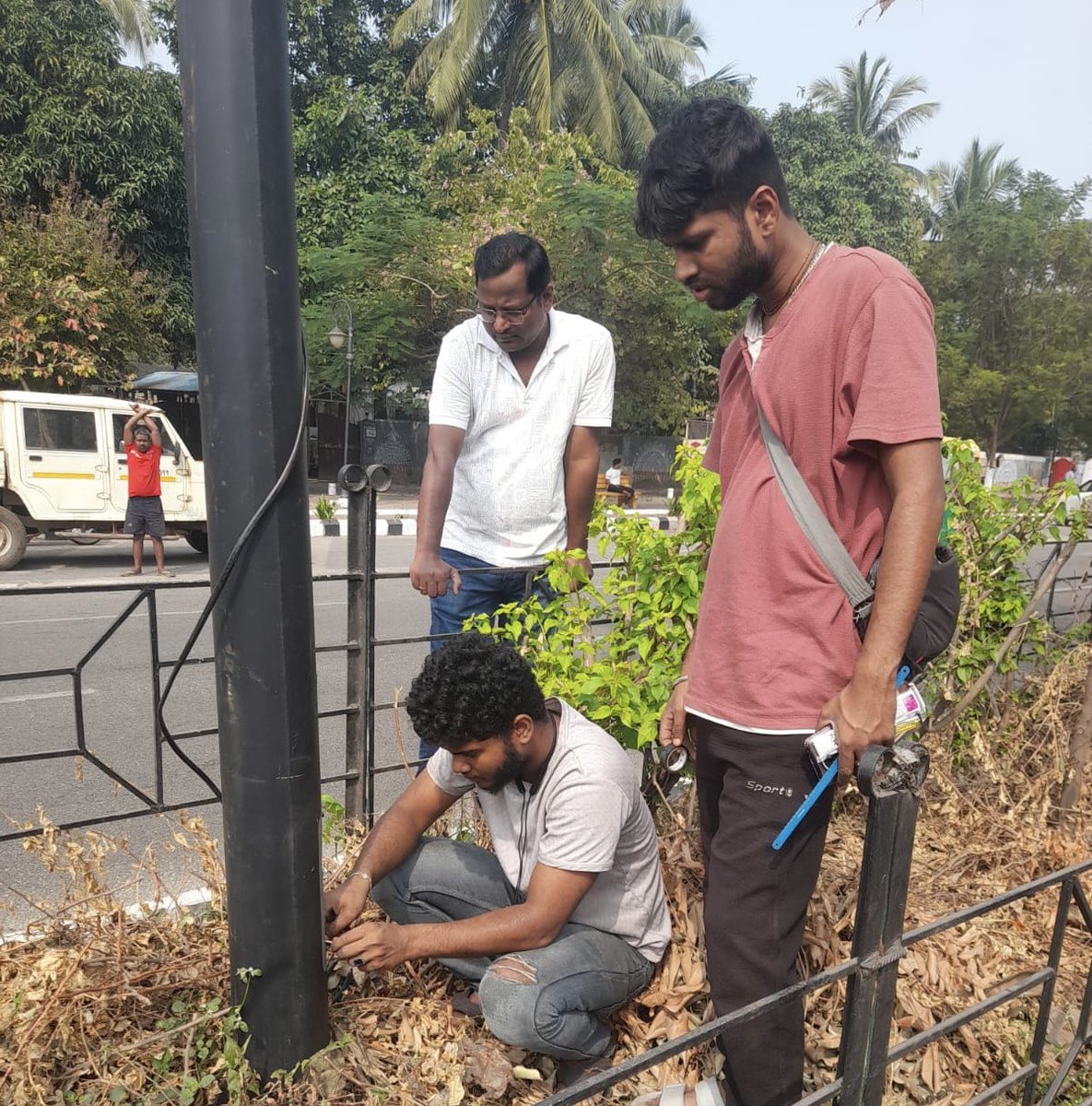 BSCL_BBSR's tweet image. Street lights of Smart Janpath and the central medians are being maintained regularly, ensuring well lit and safe streets for all.

#SmartCity #SmartJanpath #SafetyFirst