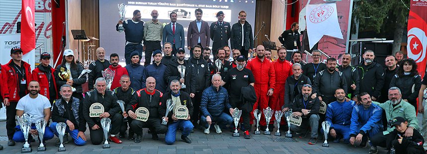 ↘️Baja Bolu'da 52 Sporcunun Nefes Kesen Mücadelesi
👉otoaktuel.com.tr/baja-boluda-52… 
📍Bolu'da yapılan Türkiye Baja Şampiyonası'nın 4. ayağı, 52 sporcunun 247 kilometrelik mücadelesine sahne oldu. #Baja #BajaBolu #offroad #motorsport <a href="/boloff_offroad/">Boloff Bolu Doğa Sporları</a> <a href="/TOSFED/">TOSFED</a>