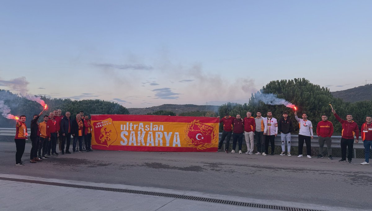 ZAFER,YÜREĞİ YETENLERİN HİKAYESİDİR…  

Bu Sene Hedefimiz Avrupa. 

Ali Sami Yen Yolundayız 

@ultraslanyurtici